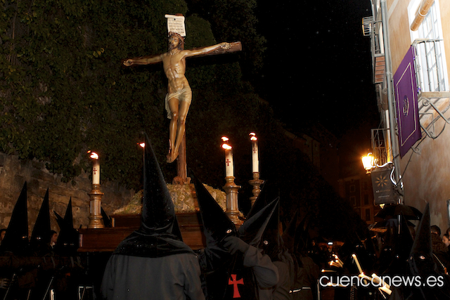 La lluvia suspende la procesión del Lunes Santo